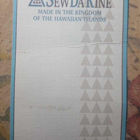 Designer Crossbody Utility - Picture 5 of 10